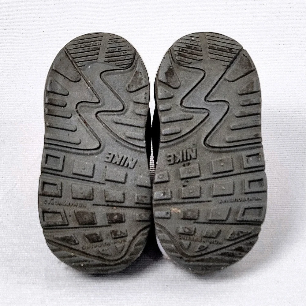 Nike Air Max 90‎ Sneakers Toddler Baby Size 4C Gray Pink Athletic Lace Up Shoes - Picture 7 of 9